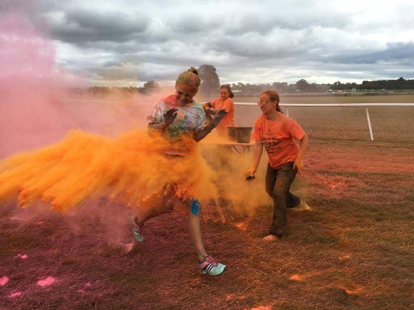 WeMindTheGap rainbow run